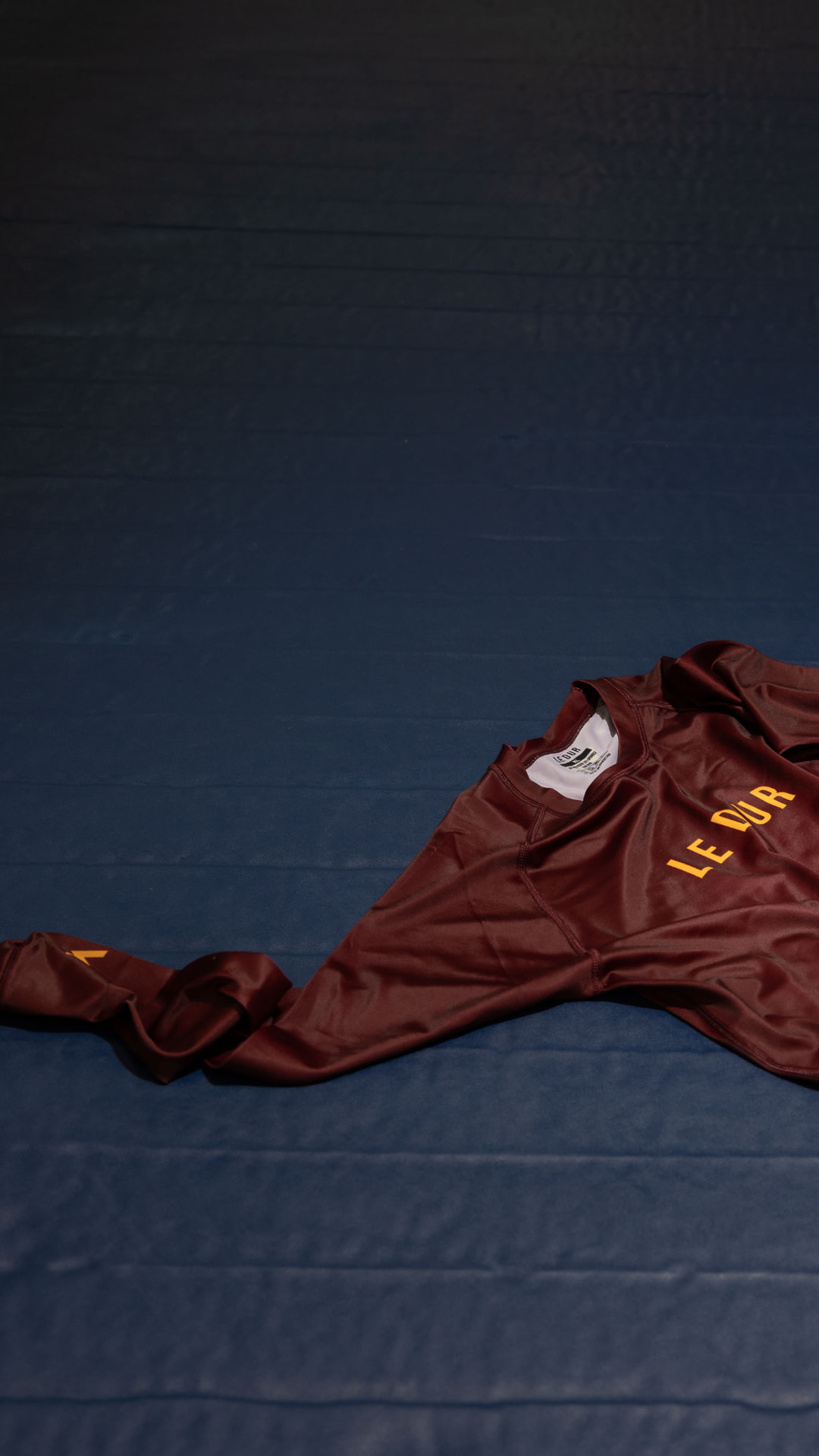 Used LE DUR rash guard on the mat after training